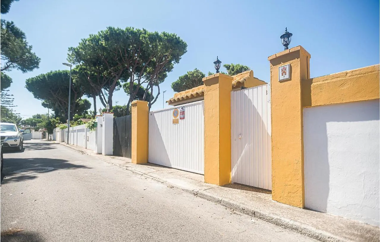 Gorgeous Home In Chiclana De La Fronter Cadiz Spain